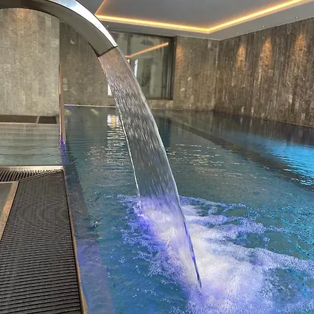 Alpine Colosseo Lejlighedshotel *
