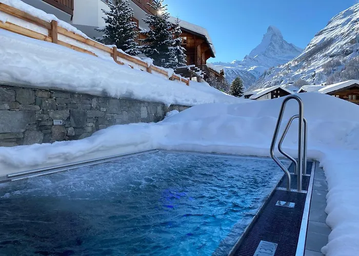 Alpine Colosseo Aparthotel Zermatt