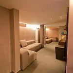 Aparthotel Alpine Colosseo