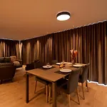 Alpine Colosseo Aparthotel Zermatt