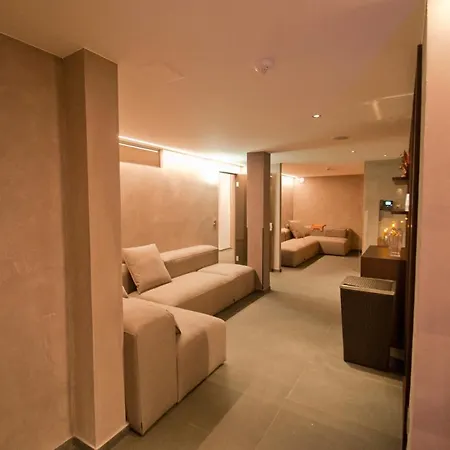 شقة فندقية Alpine Colosseo