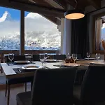 Alpine Colosseo شقة فندقية زيرمات