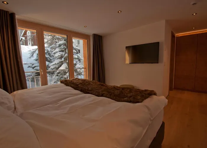 Alpine Colosseo شقة فندقية زيرمات